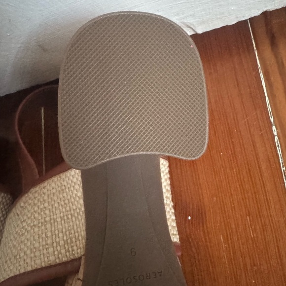 AEROSOLES NWOB “Camera Platform Heeled Sandals” Sz 9 - Picture 7 of 13
